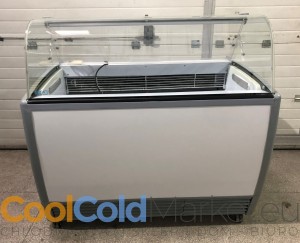 UŻYWANY Dystrybutor Konserwator do lodów firmy ISA model  Jamaica 10 (kolor czerwony)